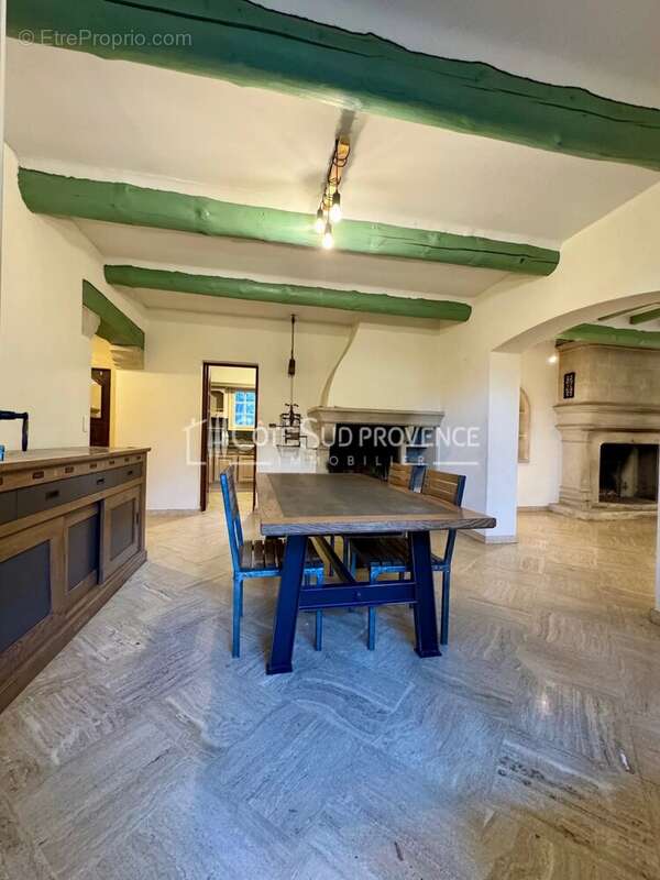 Maison à CARPENTRAS