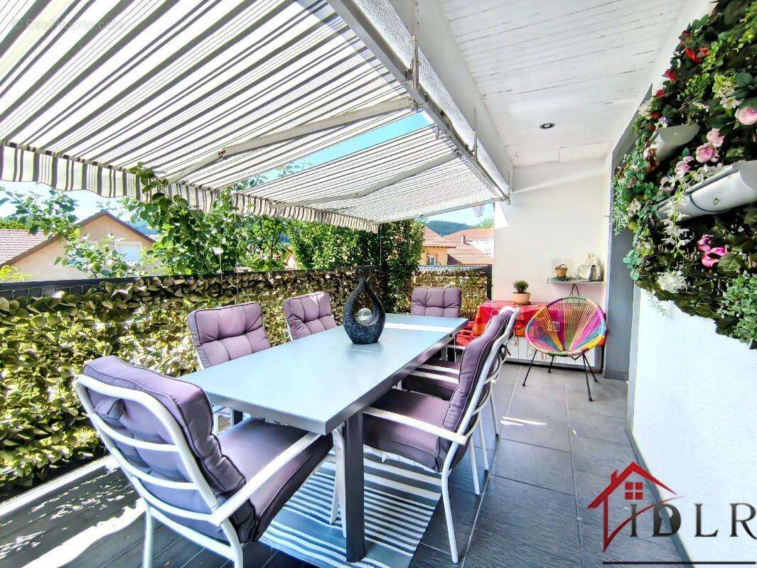 Maison à GRANGES-SUR-VOLOGNE