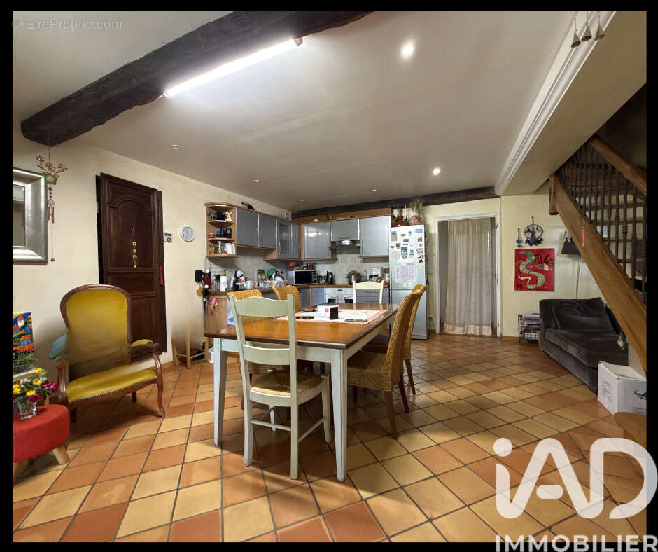 Photo 3 - Maison à SAINTE-FOY-DE-PEYROLIERES