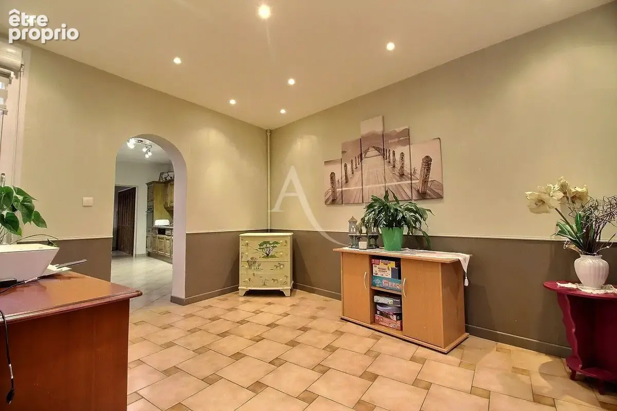 Maison Charleval 8 pièce(s) 191 m2 - photo 5