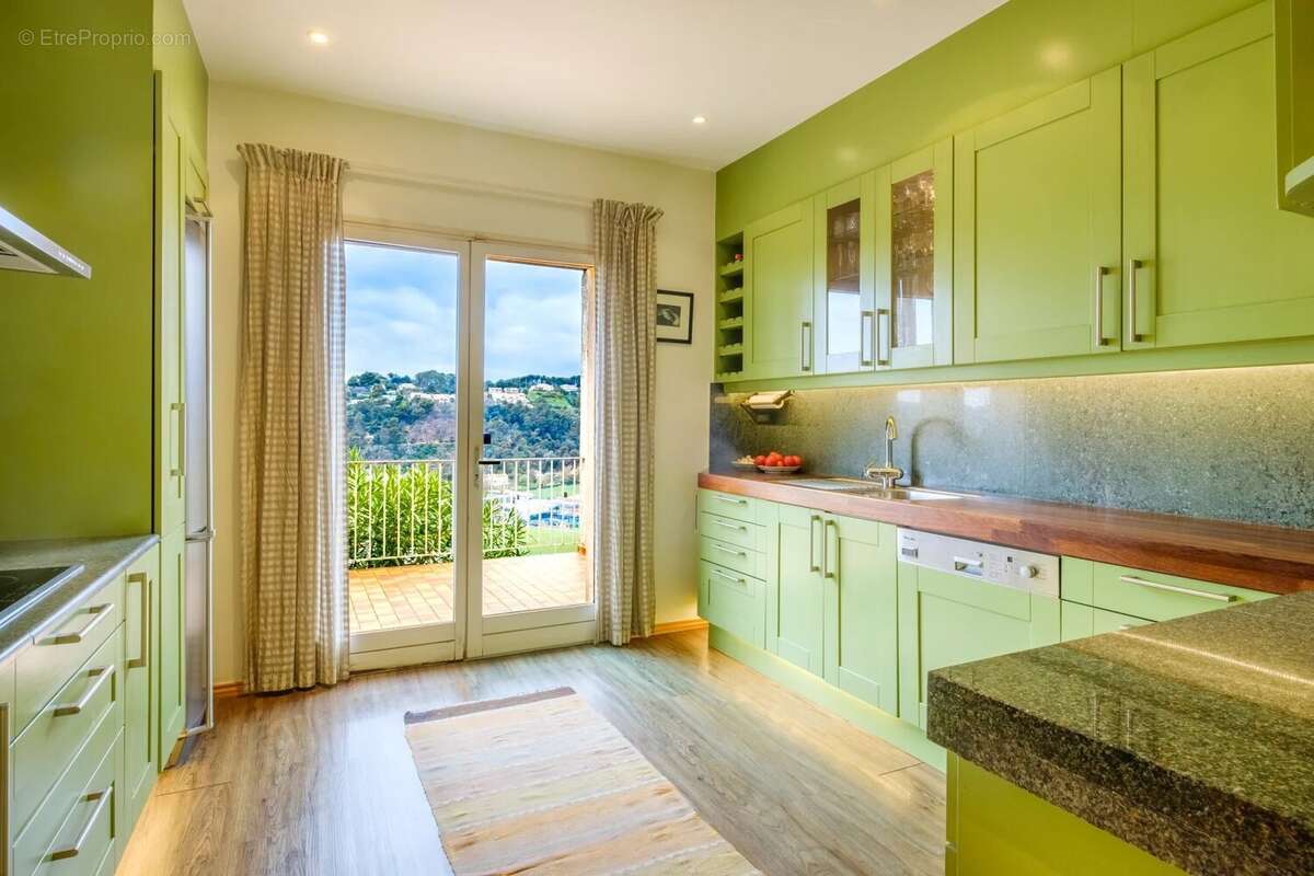 Maison à CAGNES-SUR-MER