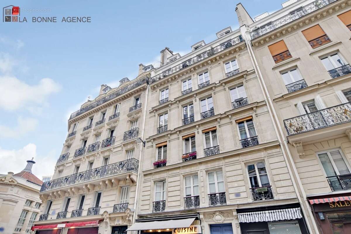 Appartement à PARIS-9E