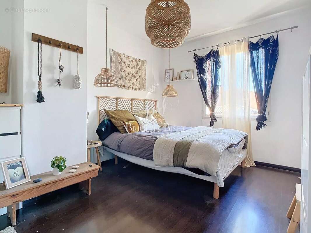 Maison à PLAN-DE-LA-TOUR