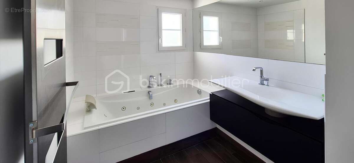 Maison à BALLAINVILLIERS