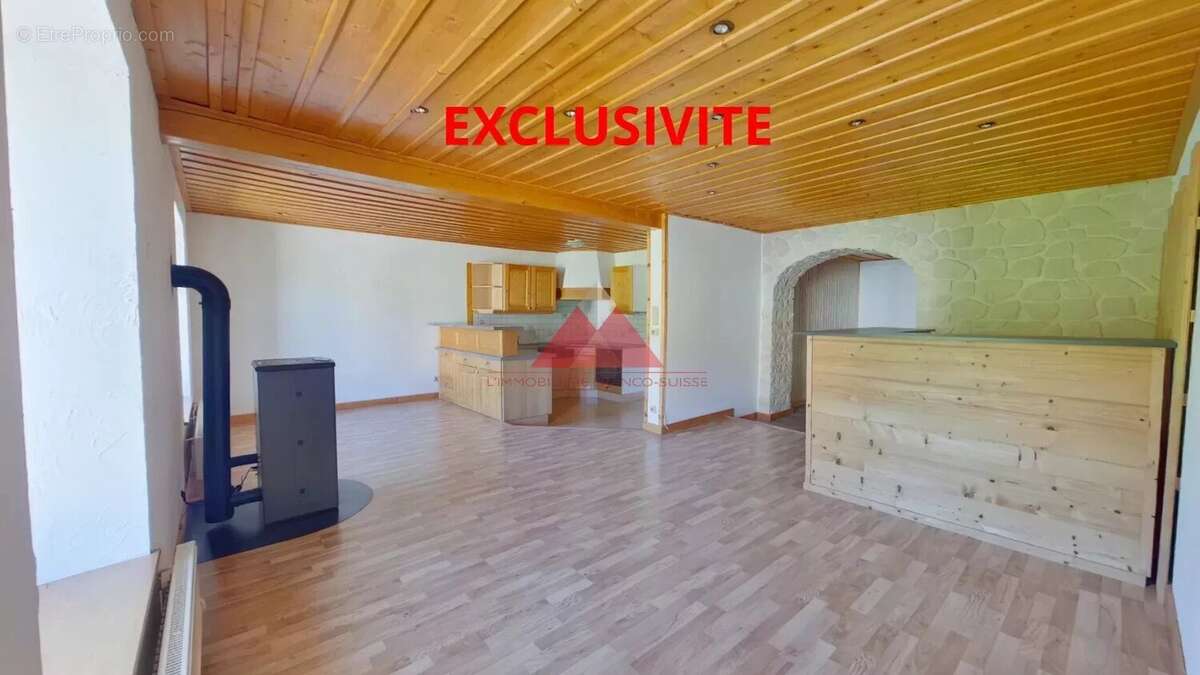 Appartement à FONCINE-LE-HAUT