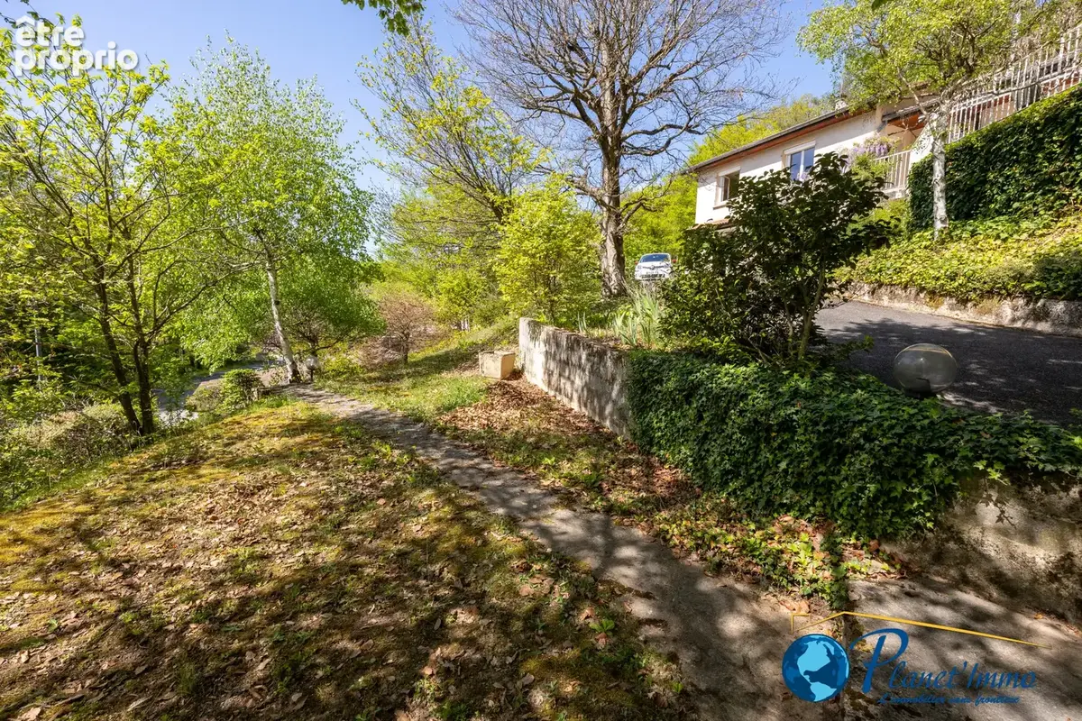 Maison individuelle de 233 m2 habitables avec terrain de 2100m2 arboré avec Piscine. - photo 17