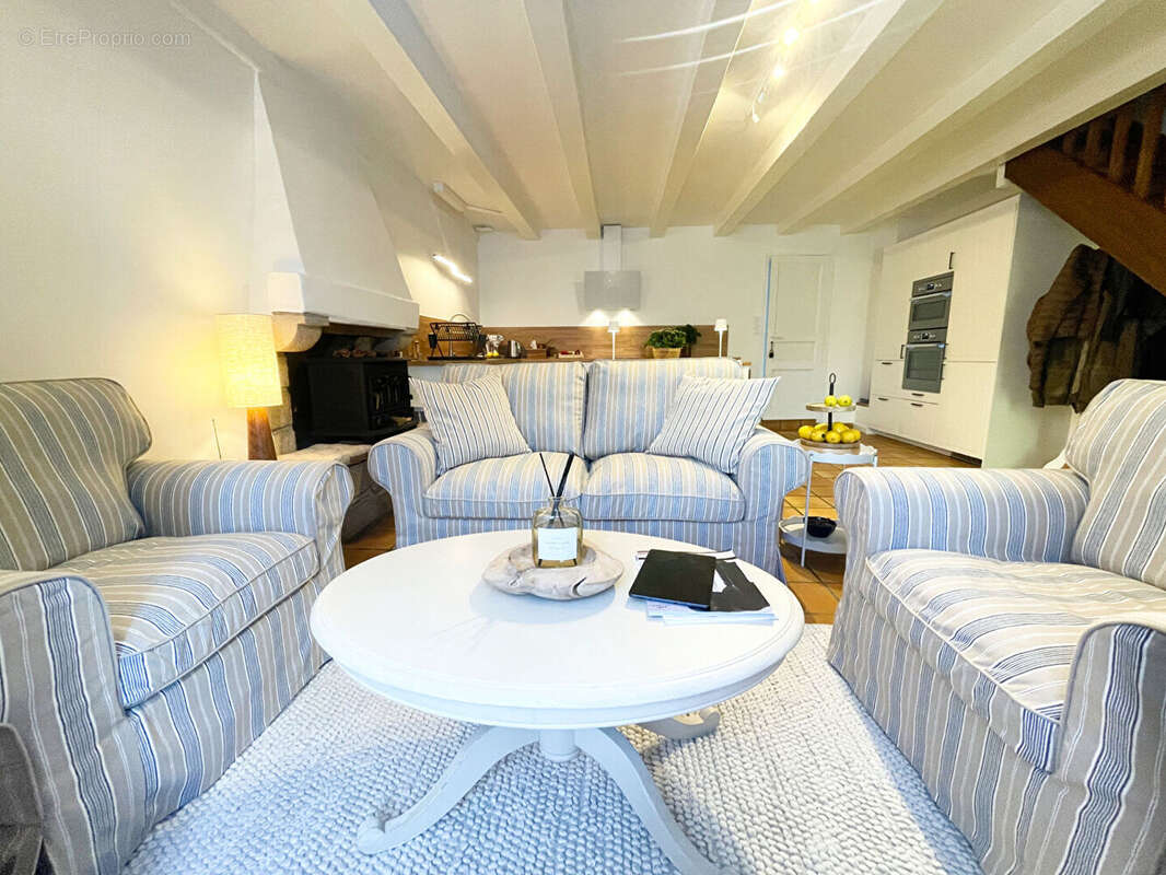 Maison à CARHAIX-PLOUGUER