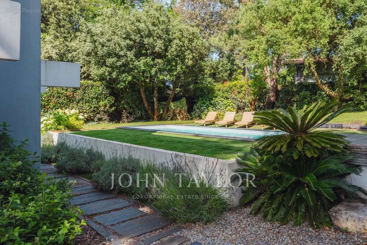 Maison à LEGE-CAP-FERRET