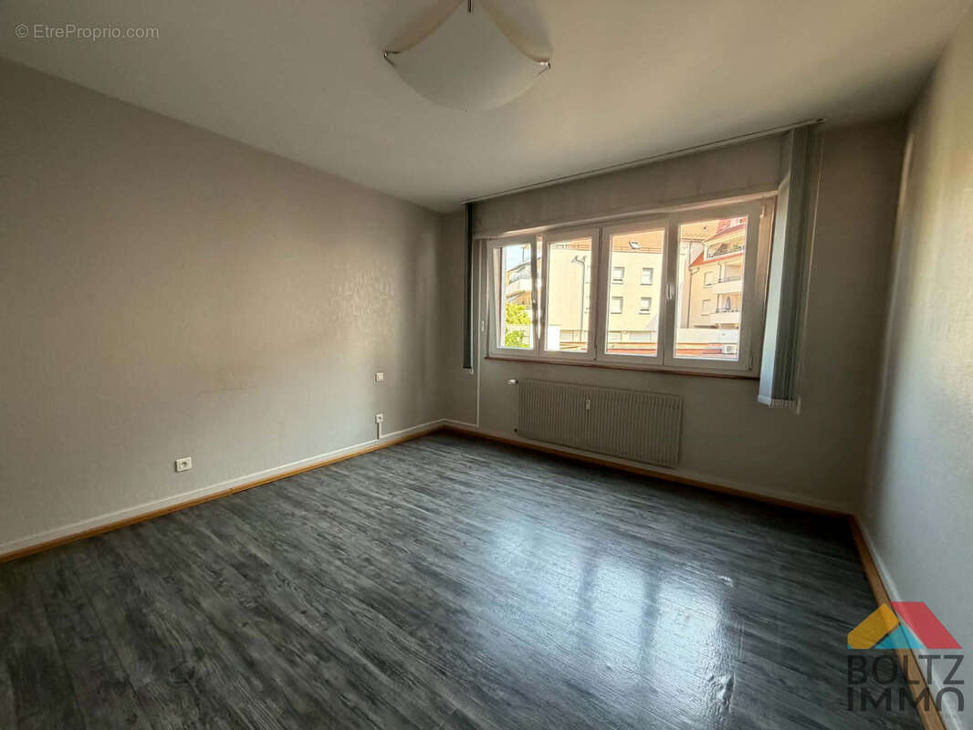Spacieux appartement F5 - 130 m2  avec garage aux portes du centre-ville de Sélestat - photo 8
