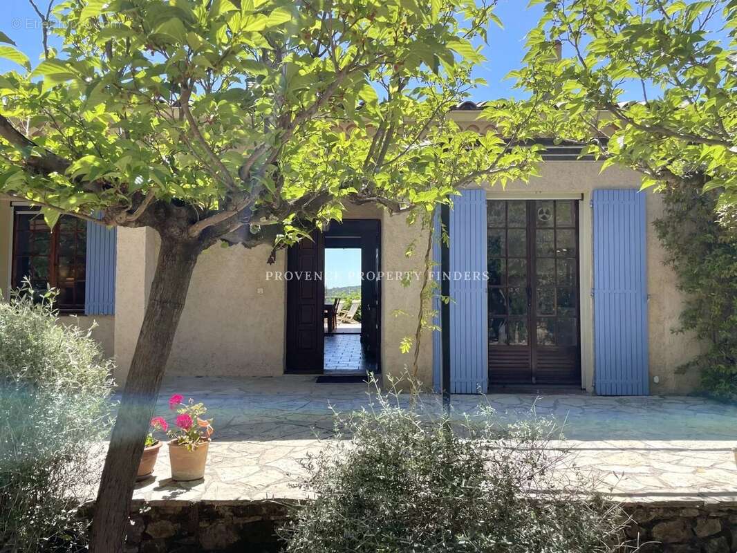 Maison à LORGUES
