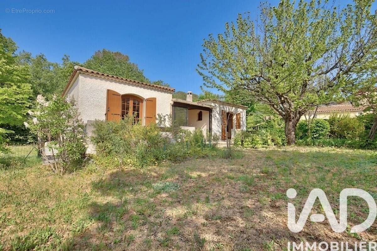 Photo 1 - Maison à NANS-LES-PINS