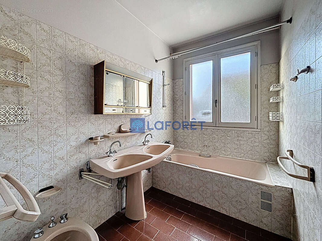 Maison à SAVIGNY-SUR-ORGE