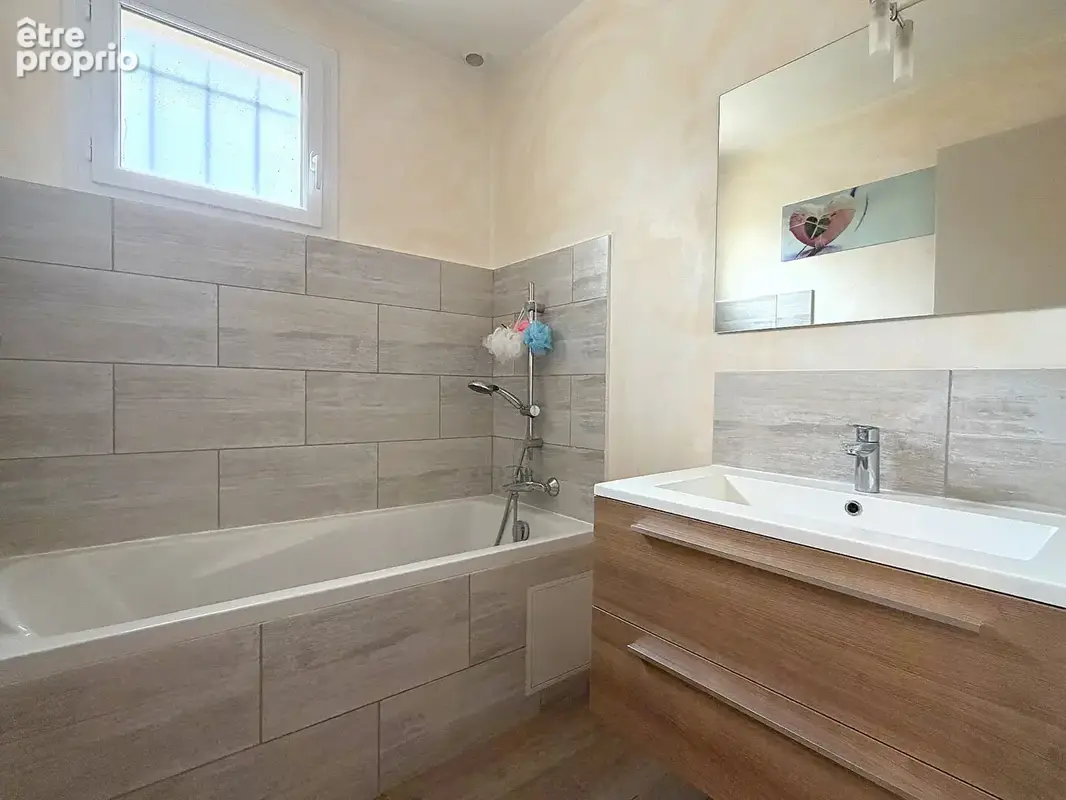 Maison Voisins Le Bretonneux 6 pièce(s) 135 m2 - photo 14