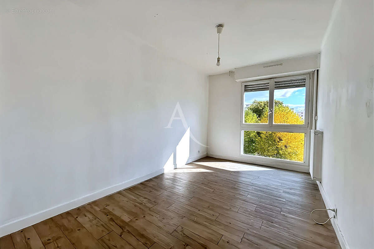 Appartement à IVRY-SUR-SEINE