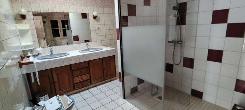 Maison à vendre 8 pièces ASSAIS LES JUMEAUX (79) - photo 8
