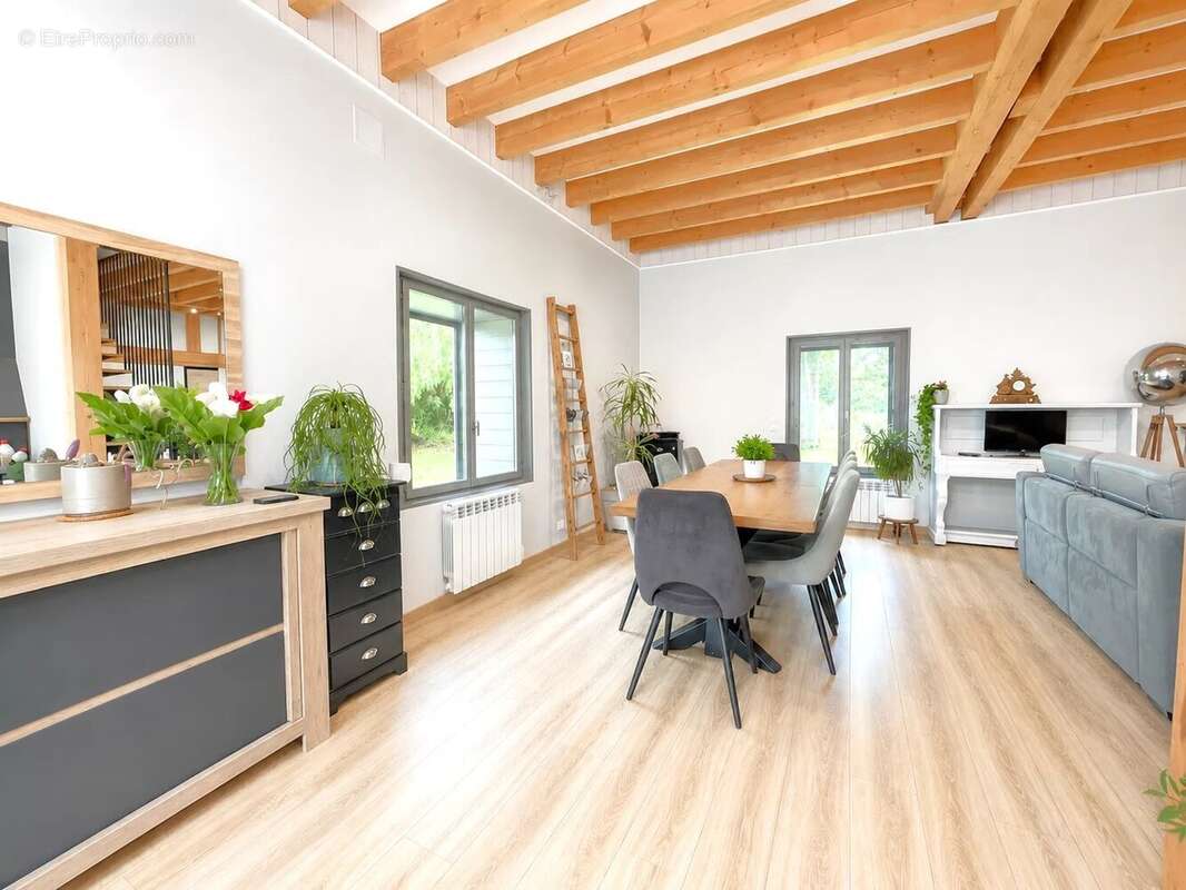 Maison 235 m² à Amiens  - photo 8