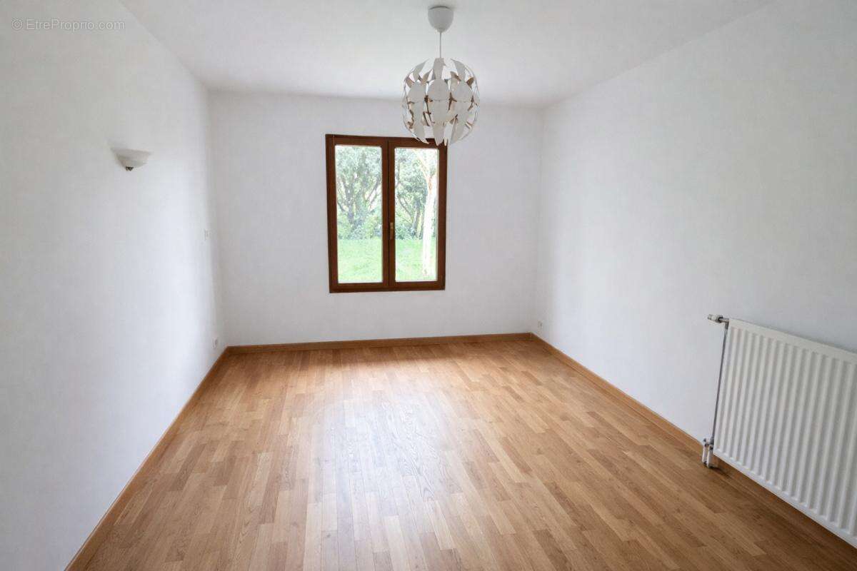 EXCLUSIVITÉ Maison T5 de 135 m² avec double garage – ESCALQUENS - photo 9
