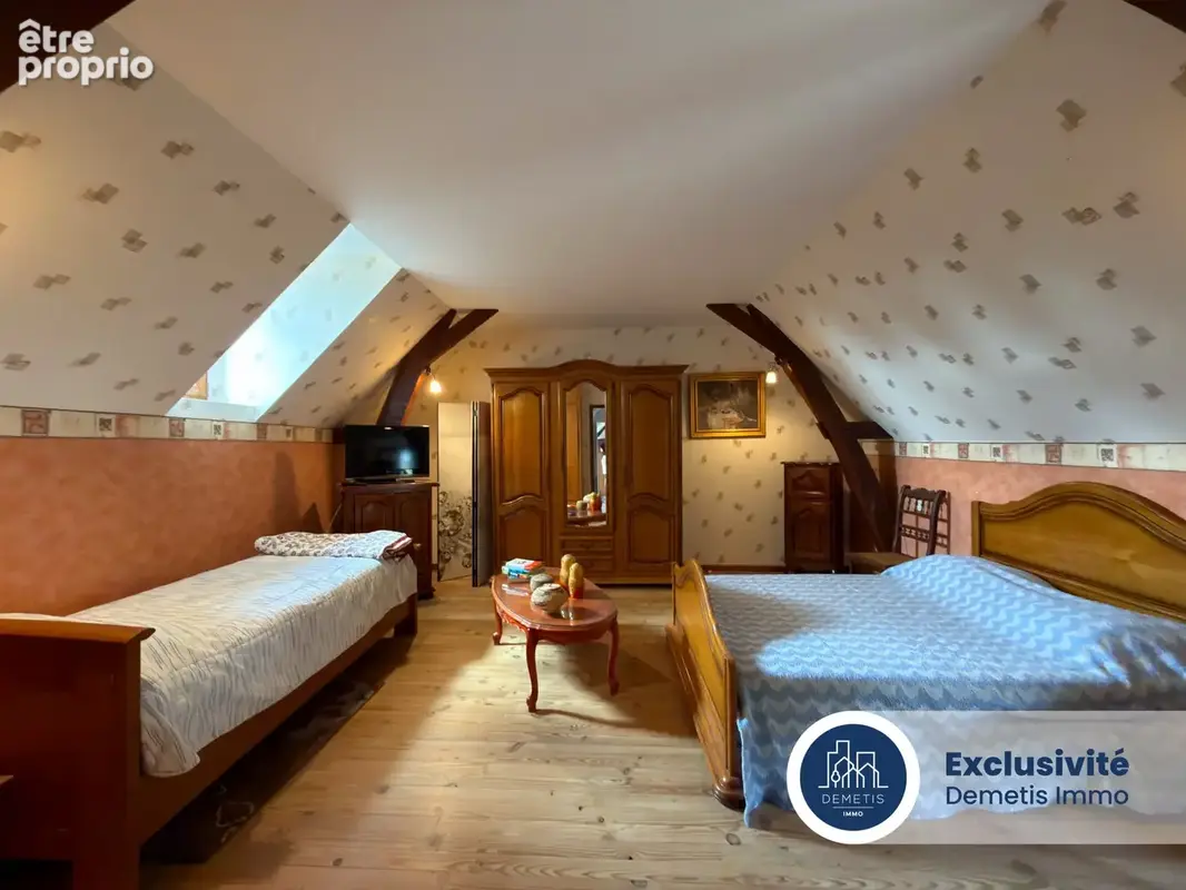Propriété de caratère composée de deux maisons - photo 22