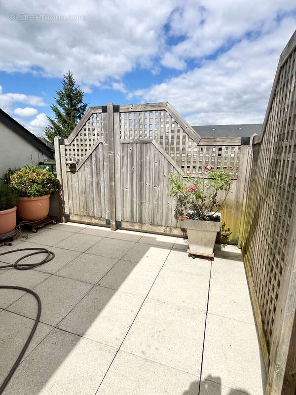 Appartement à SAINT-CYR-SUR-LOIRE