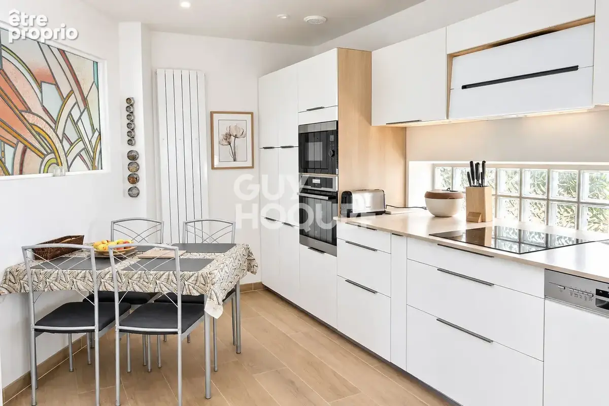 Maison familiale récente - 9 pièces - 267 m² habitables - photo 4