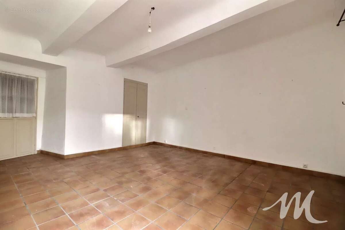 Appartement à BARJOLS