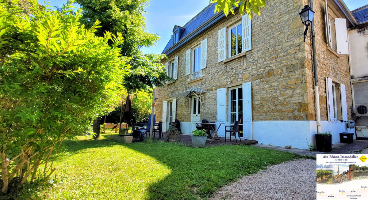 Maison à LIMAS