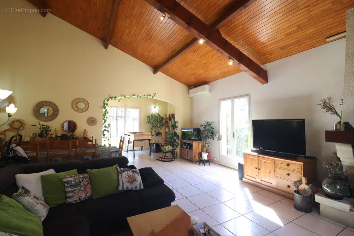 Maison à VILLENAVE-D'ORNON