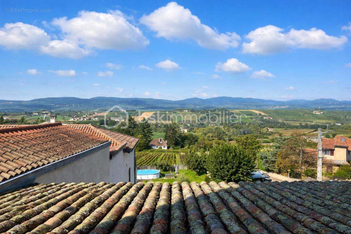 Appartement à POMMIERS