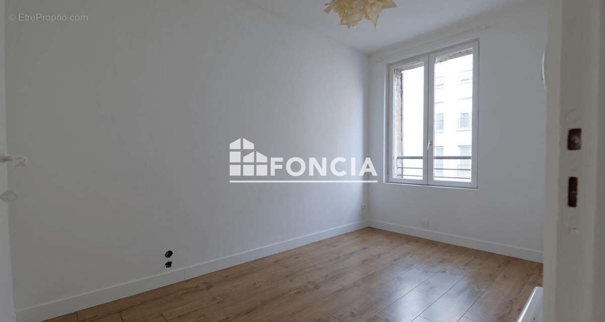 Appartement à CORBEIL-ESSONNES