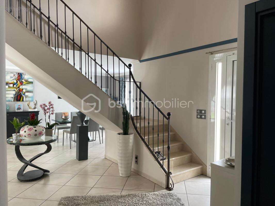 Maison à GIF-SUR-YVETTE
