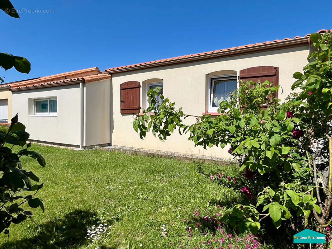 Maison à SAINT-PHILBERT-DE-GRAND-LIEU
