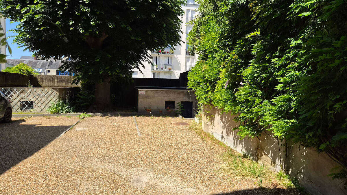 Appartement T5 - 128.57 m² - TOURS - photo 7