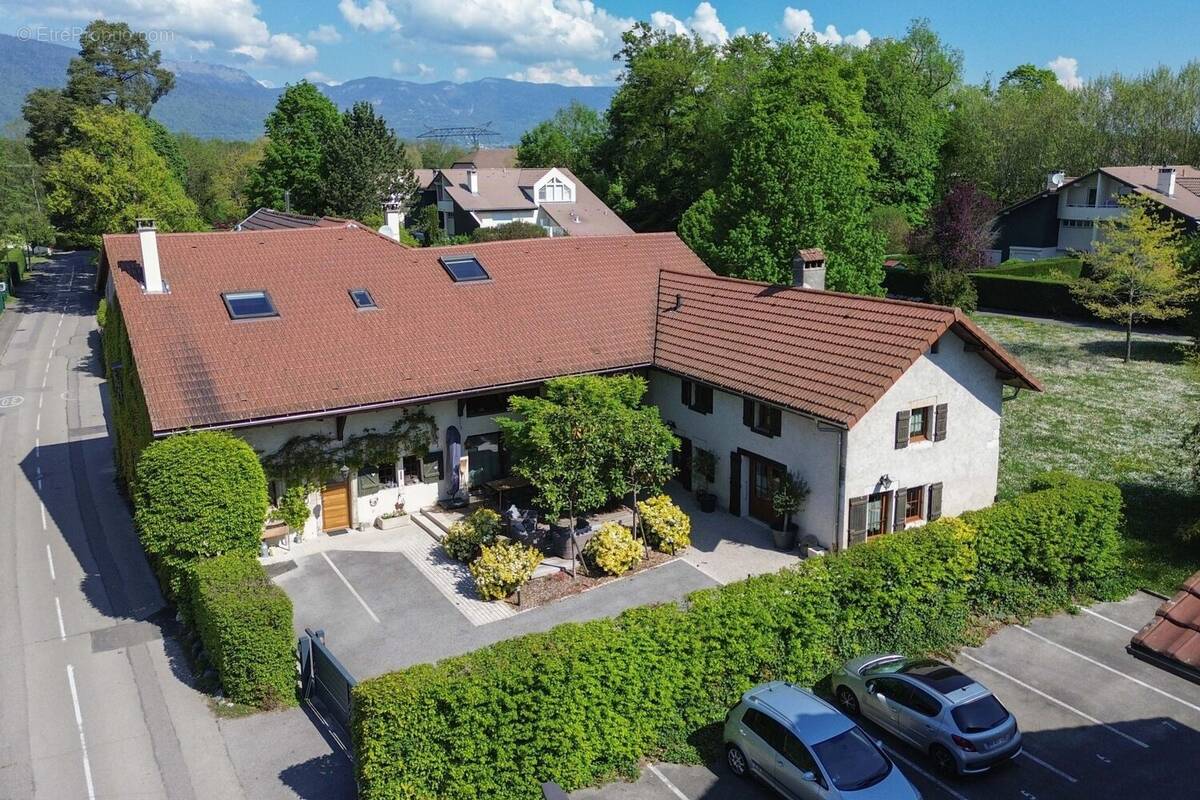 Maison à PREVESSIN-MOENS