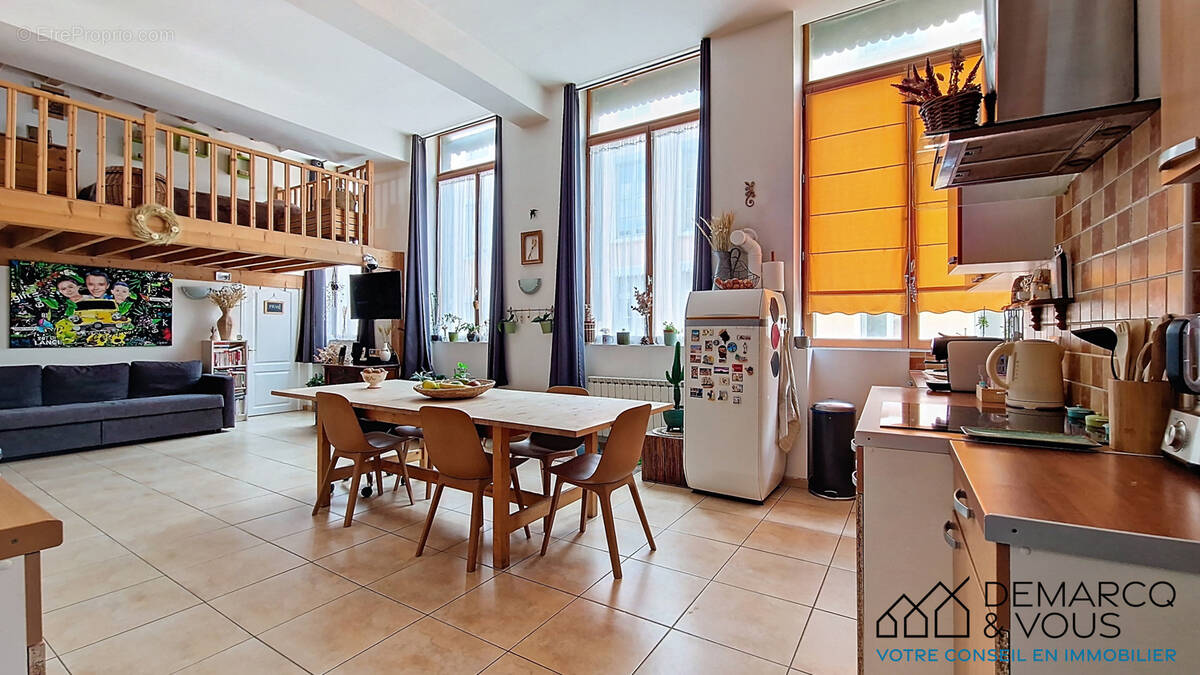 Appartement à LYON-1E