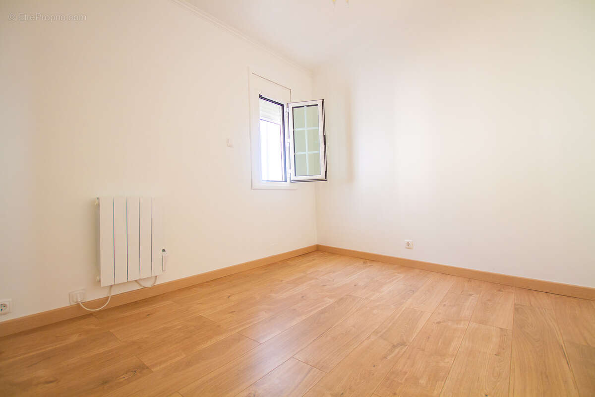 Maison à VILLENEUVE-LE-ROI