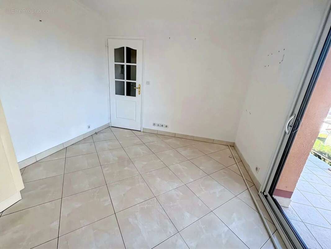 Appartement à CAMIERS