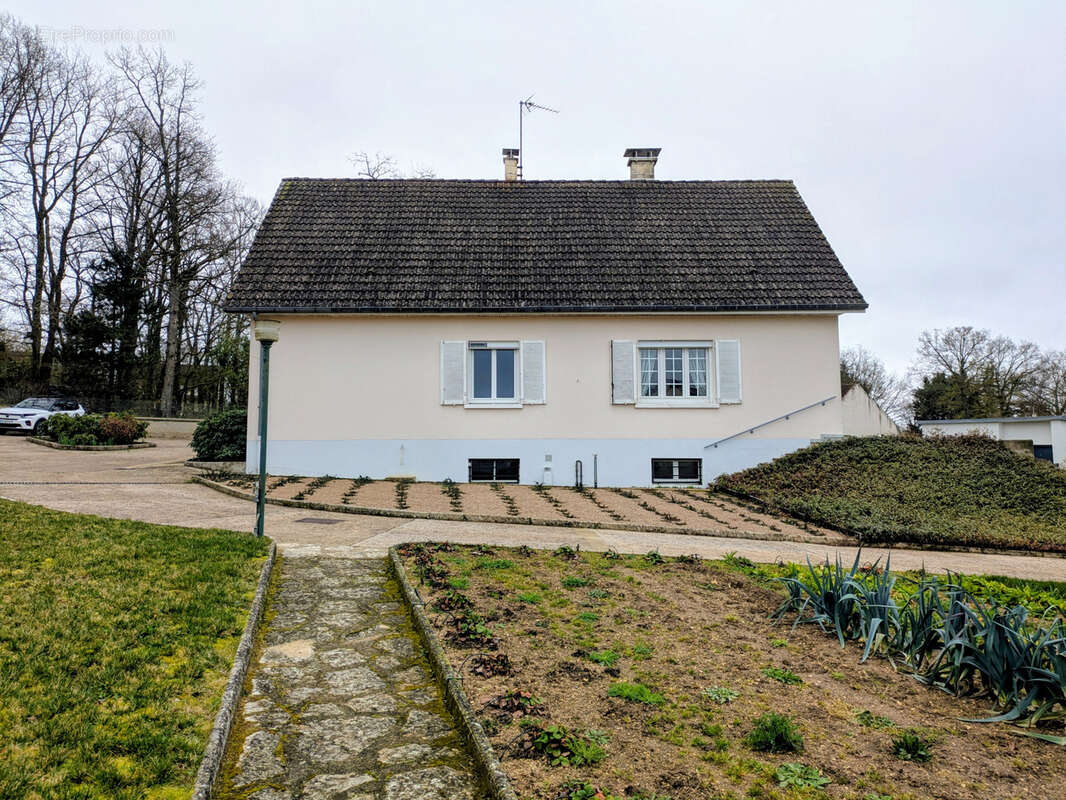 Maison à SAINT-GEORGES-SUR-BAULCHE