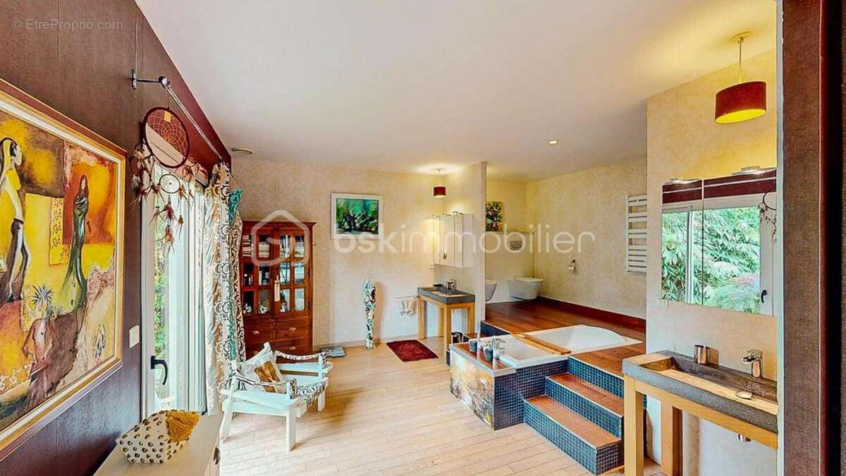 Maison à SAINT-MARTIN-DE-SEIGNANX