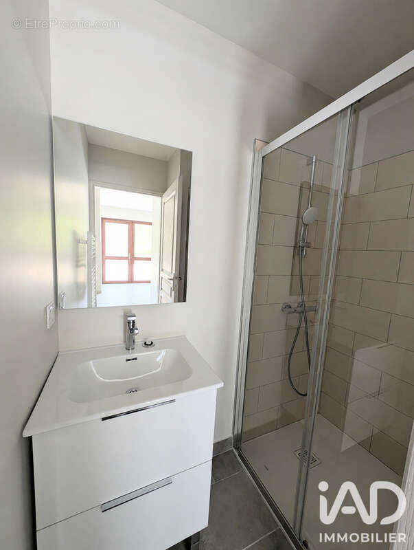 Appartement 45 m² à Astugue  - photo 7