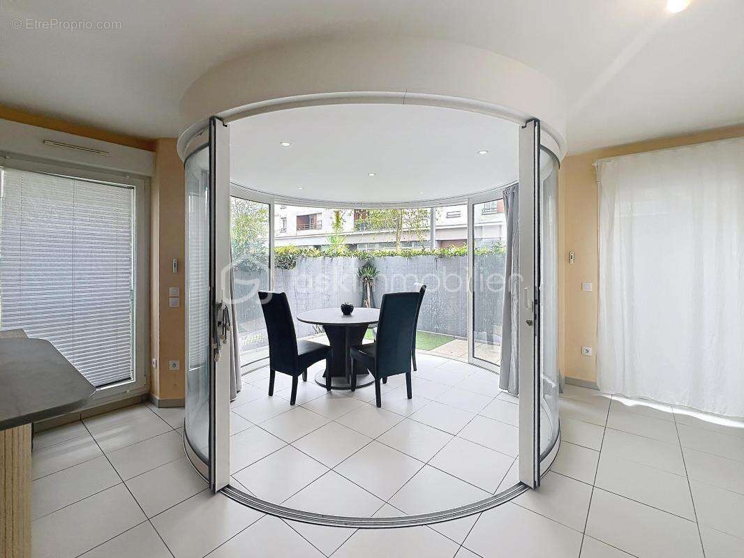 Appartement à BONNEUIL-SUR-MARNE