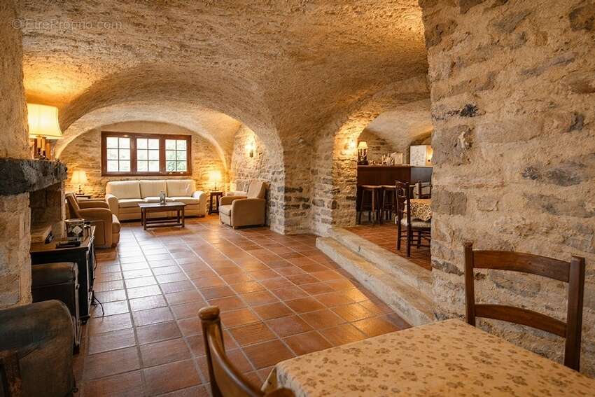 Maison à DURFORT-ET-SAINT-MARTIN-DE-SOSSENAC