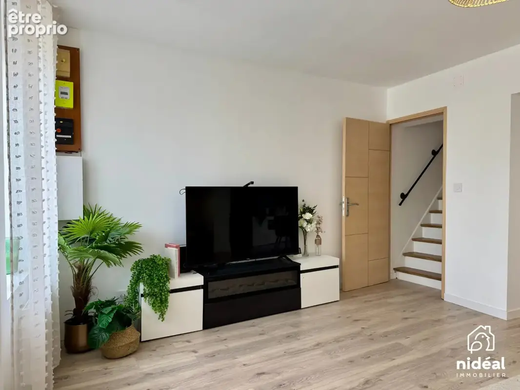 Maison 102 m² à Hautmont  - photo 4