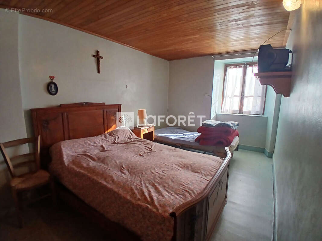 Maison à SAINT-FLOUR