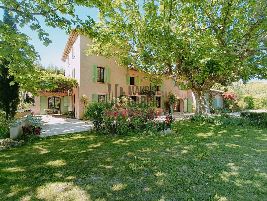 Maison à ALTHEN-DES-PALUDS