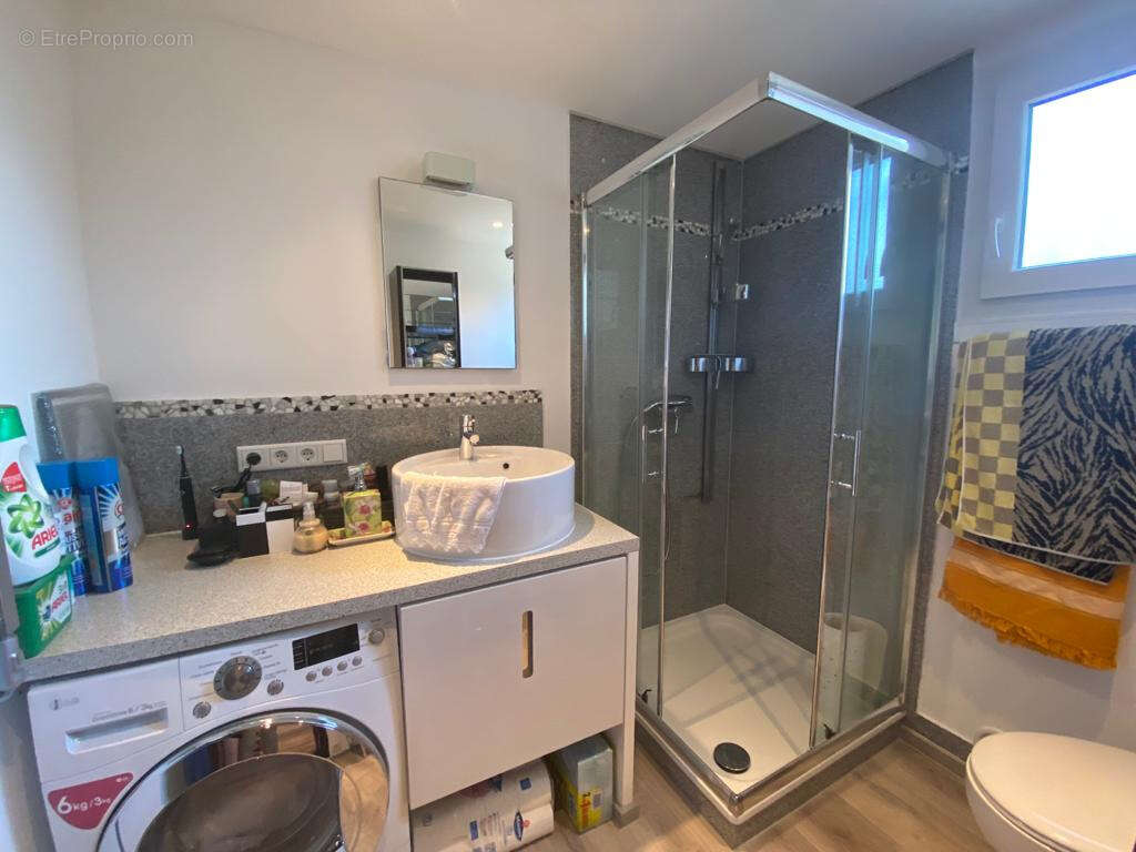 Appartement à GRIMAUD