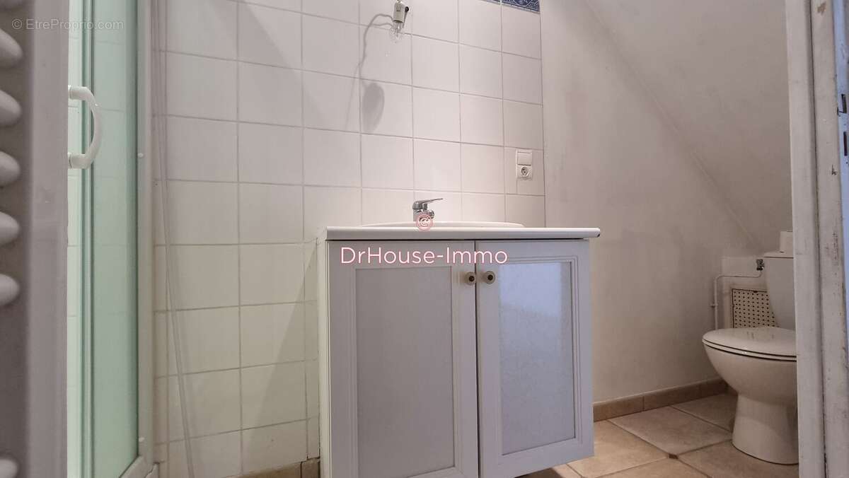 Maison 177 m² à Cluis  - photo 7