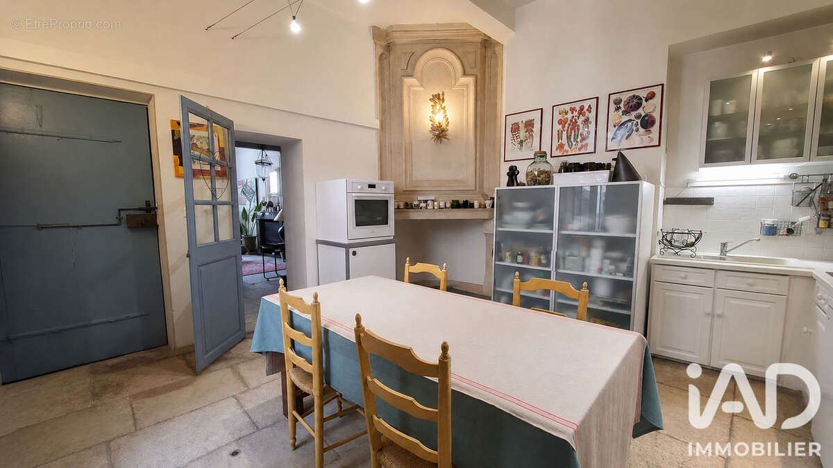 Maison 111 m² à Beaucaire  - photo 8