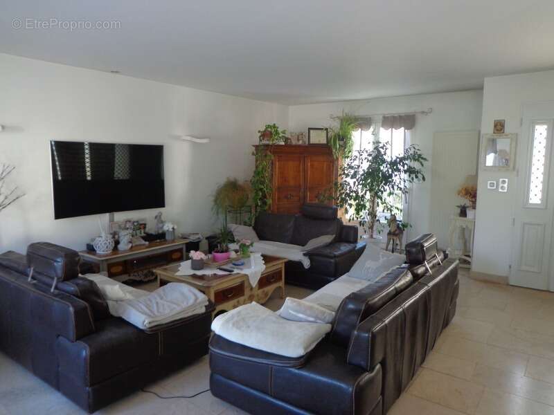 Maison à PONT-SAINTE-MAXENCE