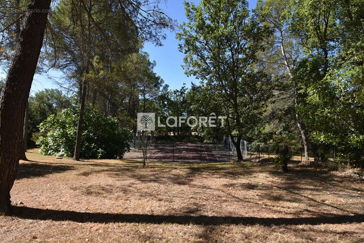 Maison à SAINT-PAUL-EN-FORET