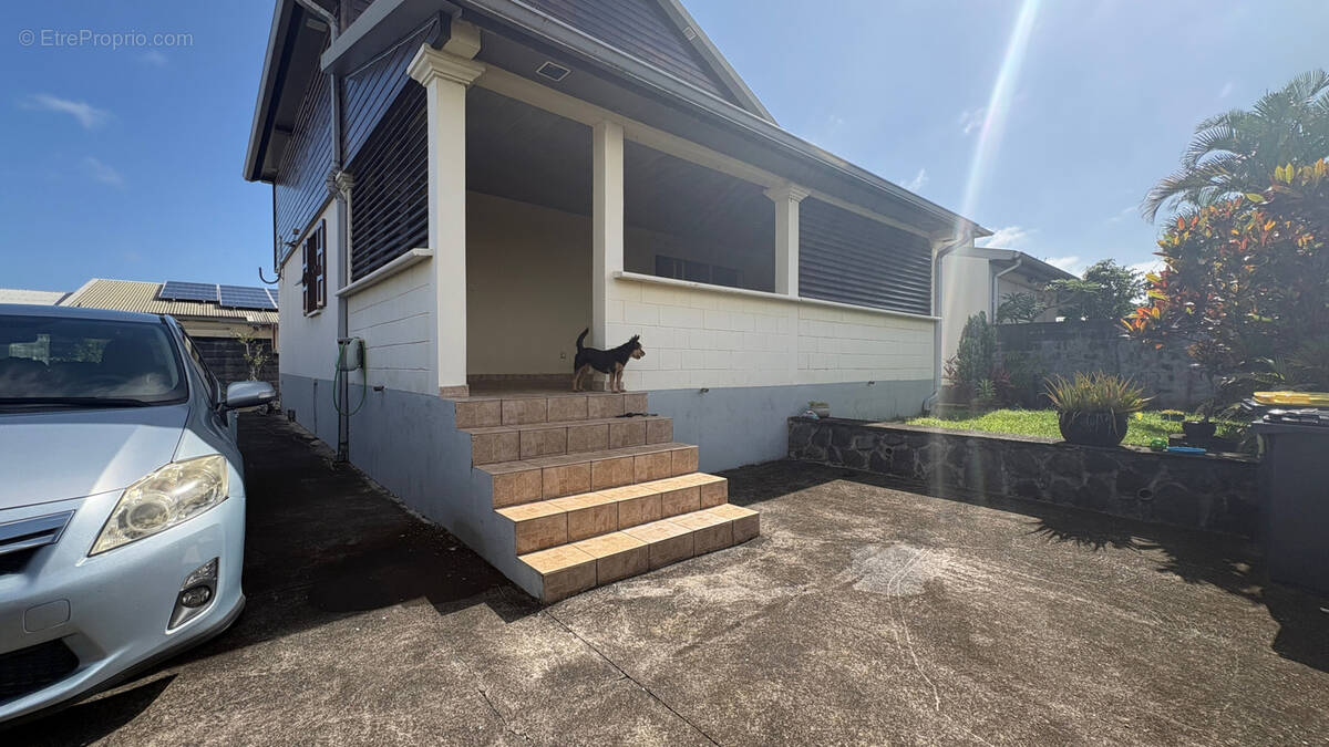 Maison à SAINTE-SUZANNE